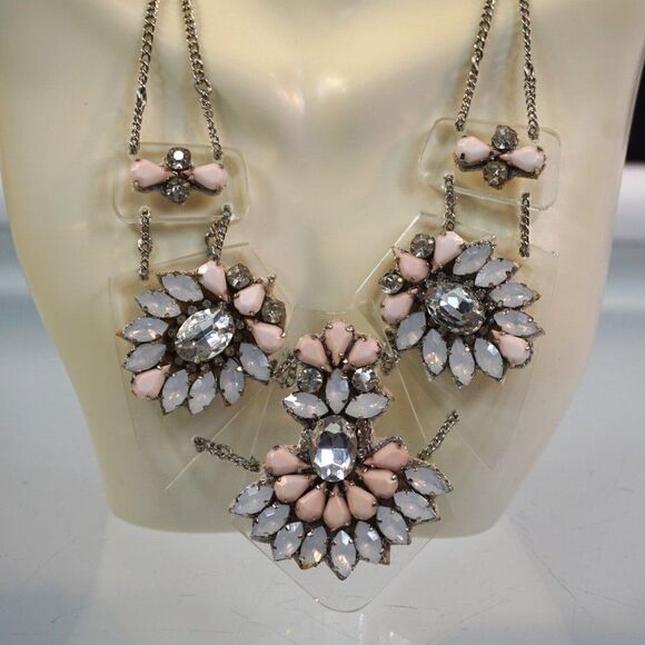 Night Out Statement Necklace by Accessorize Rhinestones Crystals - Picture 4 of 7